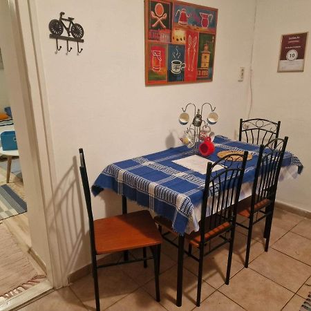 ApostagKerekparos Es Zarandok Vendeghaz别墅 外观 照片